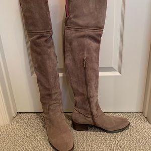 Vince Camuto OTK suede booties - Baldwin - size 9